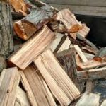 Oak wood chips for smoking meat